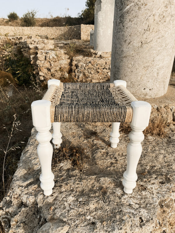 Women Handmade - Wholesale BtoB - natural mat deco article - natural white stool