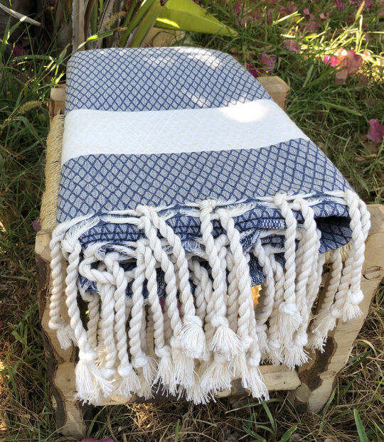 Women Handmade - Wholesale BtoB - Tunisian Fouta handemade blue and White natural product - ecofriendly decoration - hotel bath towel