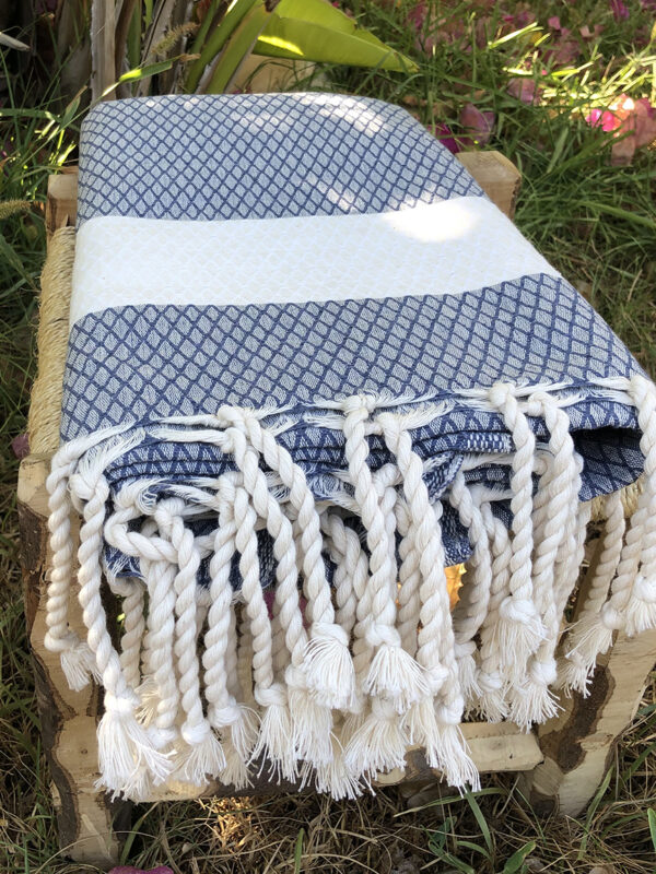 Women Handmade - Wholesale BtoB - Tunisian Fouta handemade blue and White natural product - ecofriendly decoration - hotel bath towel