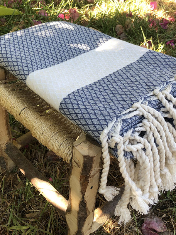 Women Handmade - Wholesale BtoB - Tunisian Fouta handemade blue and White natural product - ecofriendly decoration - authentic hotel bath towel